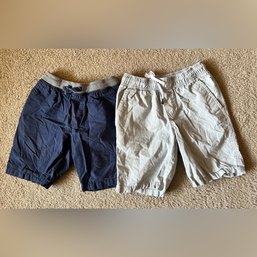 2 pairs boys shorts size 6